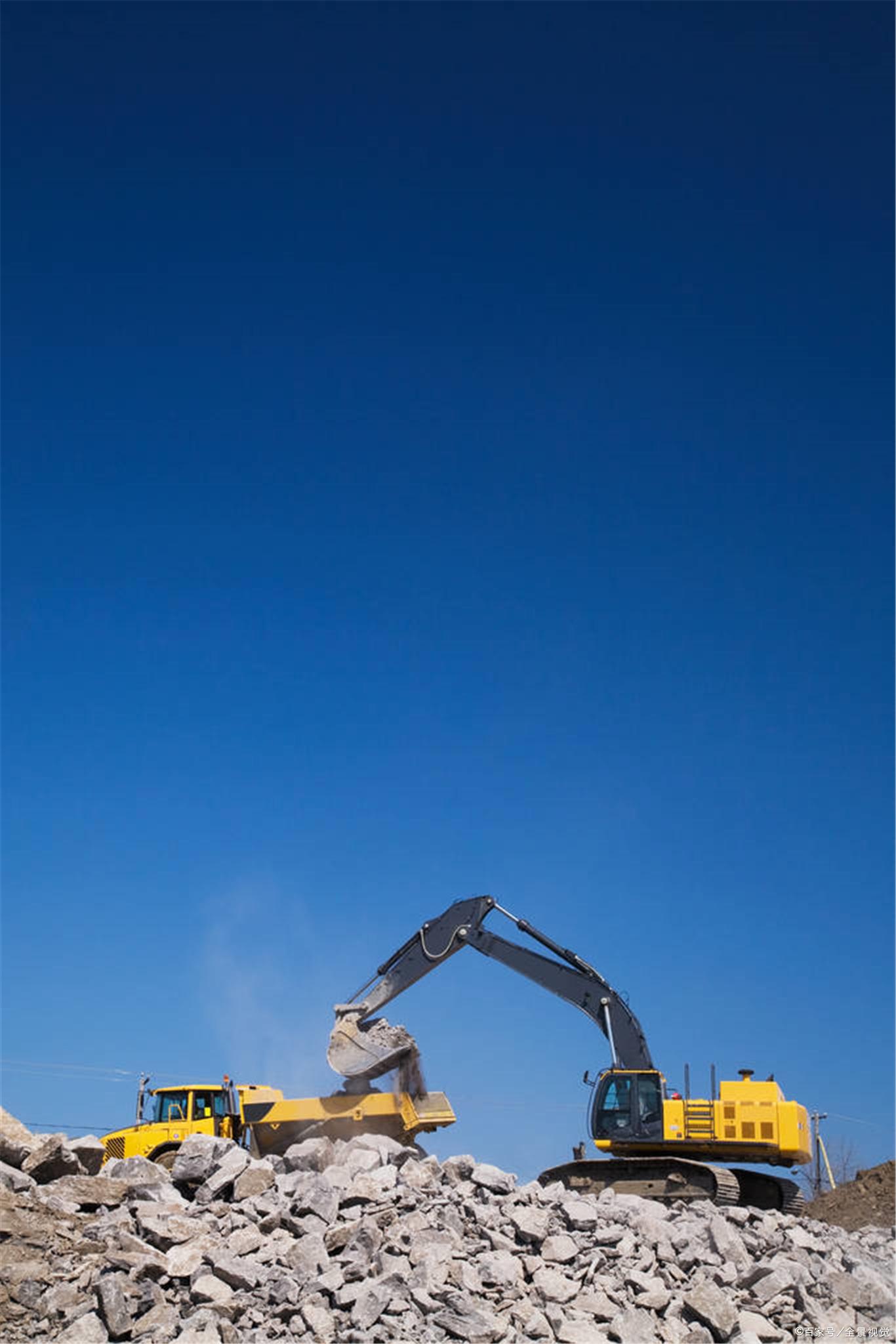 挖掘机装石块技巧解析新手再也不用发愁啦