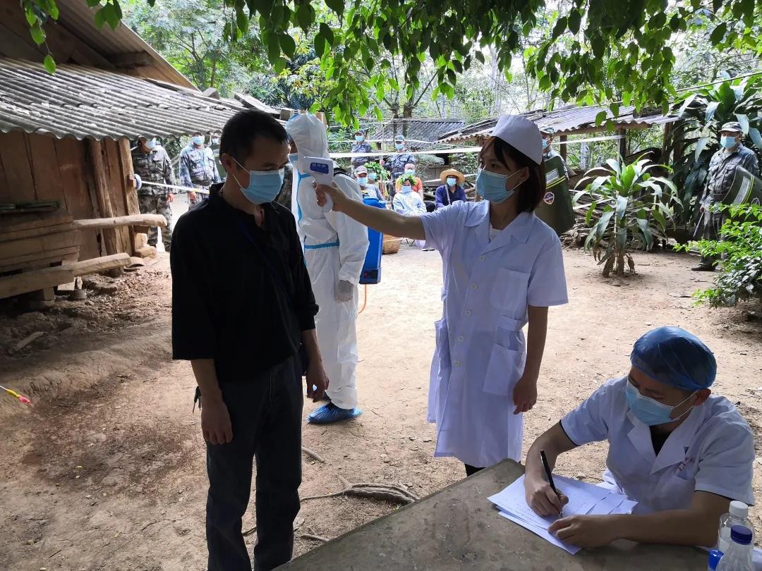 云南勐腊抵边村寨实行24小时封闭管理管控