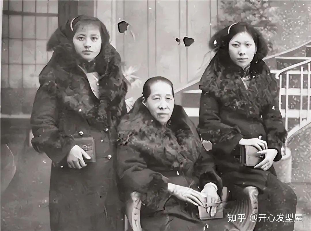 民国第一妓女的回忆:老鸨有个习惯,偷偷去每个房间敲地上的砖块 - 知乎