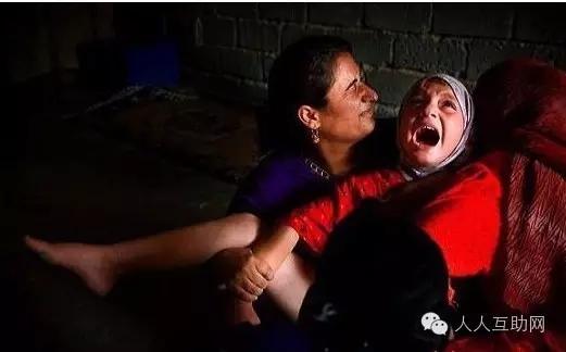 米·阿吉纳(elhamy agina)坚持认为,该国所有女性都应该接受割礼(fgm