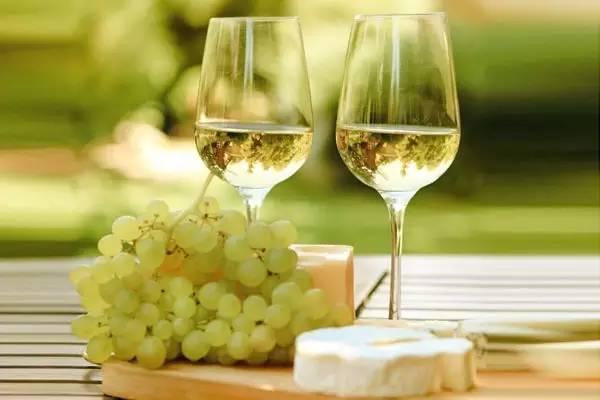 图解白葡萄酒的主要风味,夏天很快就用上了! - 知乎