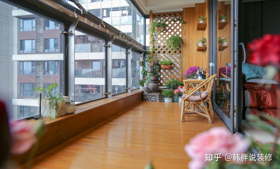 阳台封一半留一半,洗衣房和休闲区都有了,聪明人都这样设计 - 知乎