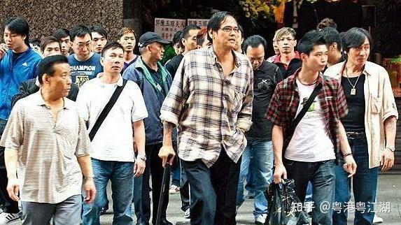 当年香港黑帮水房争坐馆上演了一场帮中大争斗