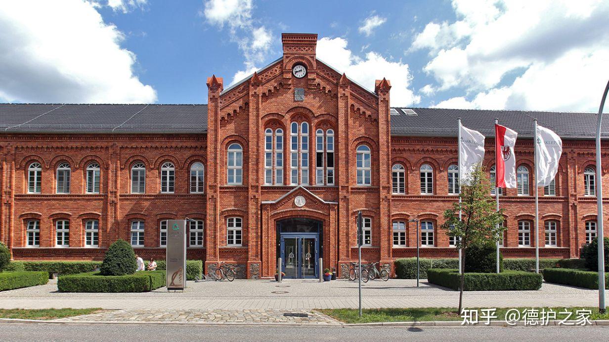 德国公立医院直聘中国护士每月工资3500欧元相当于28万元