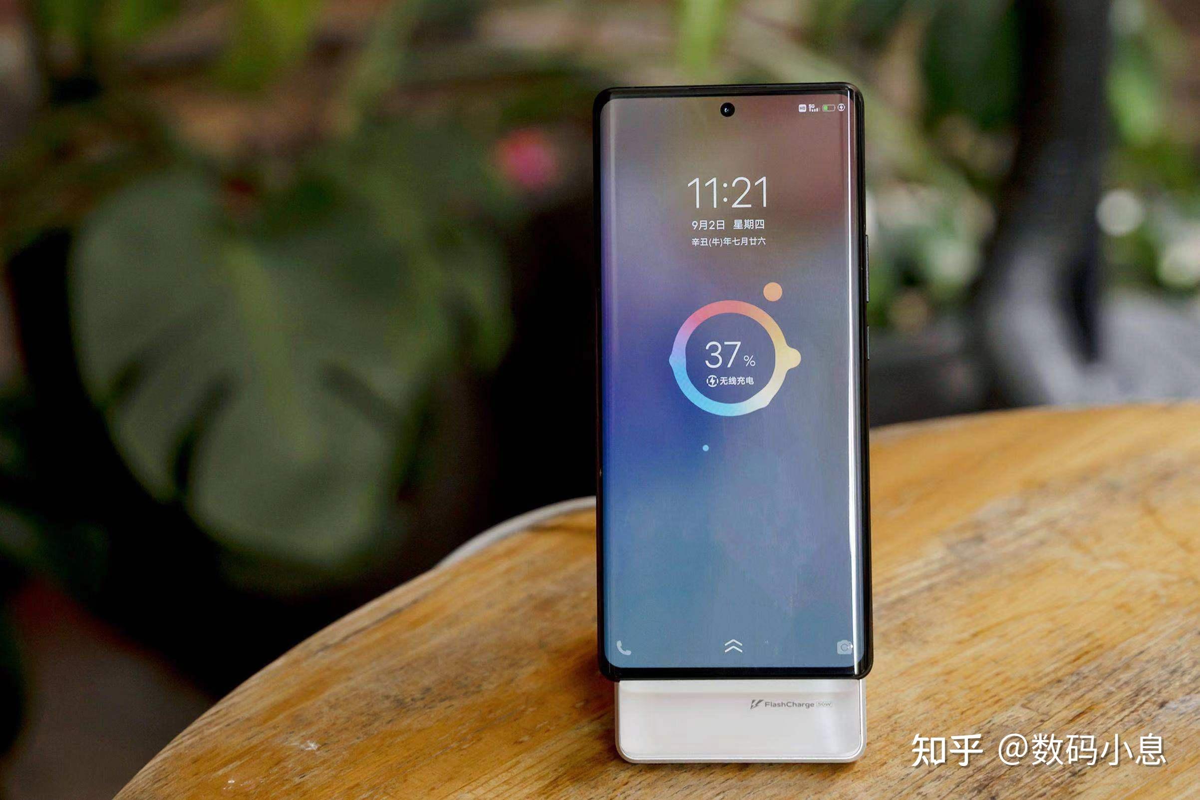 60-2k-12gb-256gb-1300-888