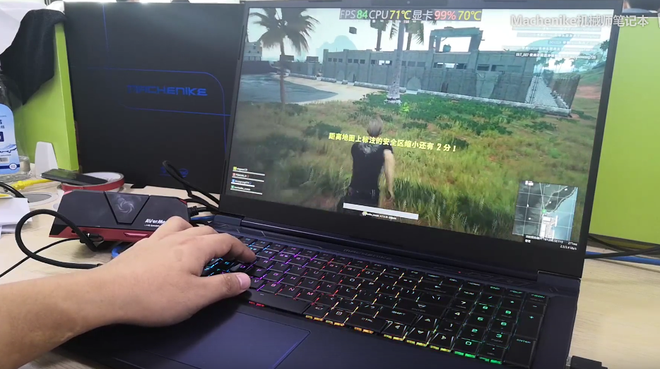 搞机作战室f117fplus吃鸡泰坦彩虹6游戏测试