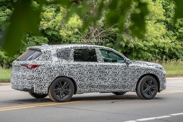 新款讴歌mdx路试谍照曝光有望于2021年上市