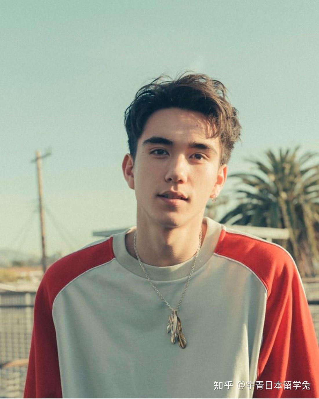 instagram:@kazumamitchell身高:183cm年龄:20岁出生地:纽约生日:2000