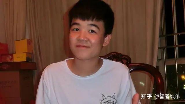 变形计主人公现状杨桐出道韩安冉三婚尚领兄已去世