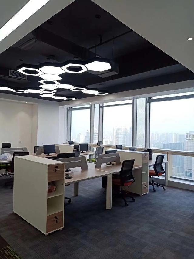 200平米简约办公室装修效果图和办公室布局平面图