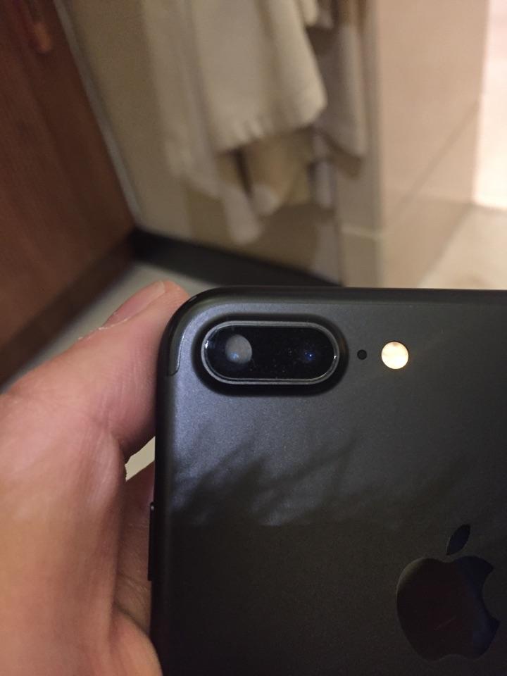 iphone7p进水后 led 微亮呈黄的灯,开不了机 ho