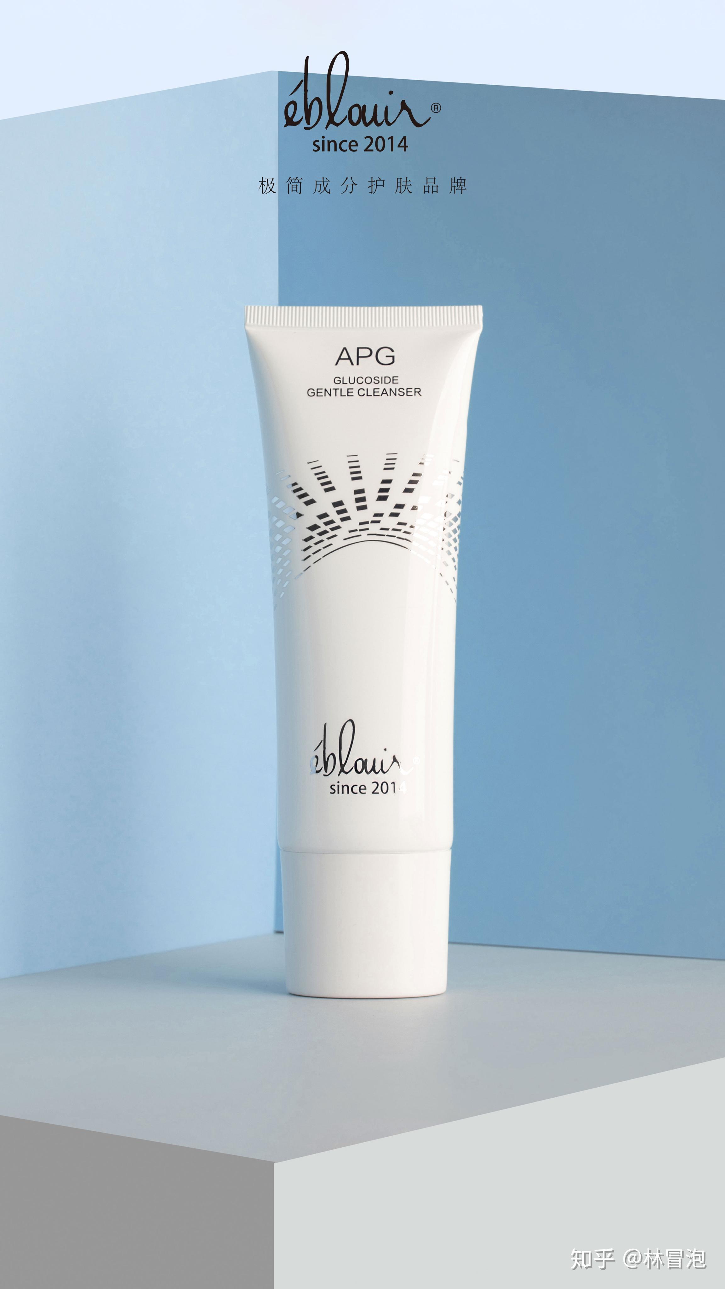 由于纯物理防晒里的二氧化钛和氧化锌的含量相对来说都很高,所以一般