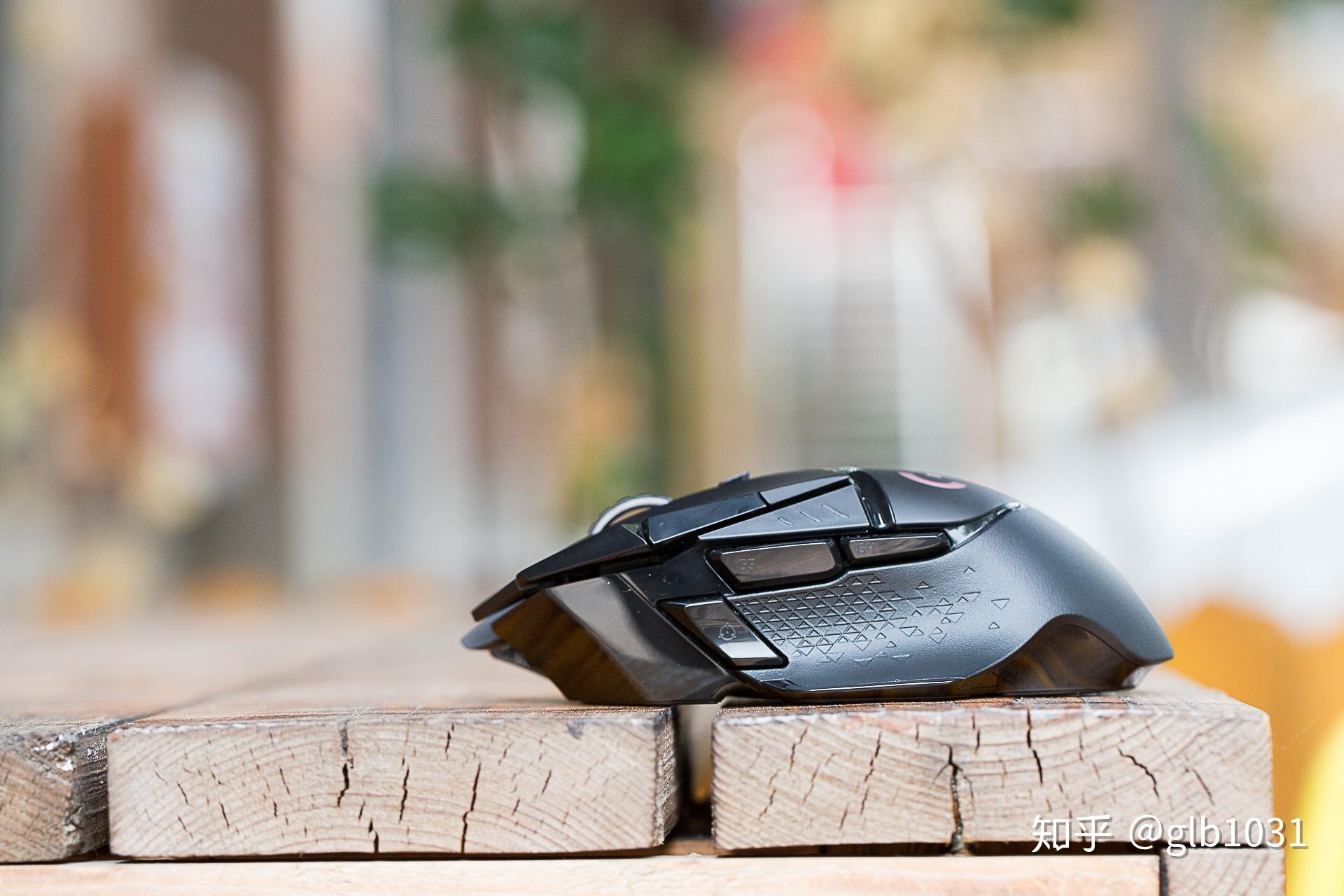 如何评价罗技 G502 无线款?