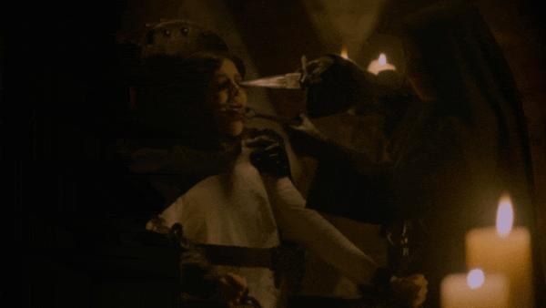 R级大尺度恐怖片《无暇修女》,悉尼妹再次为艺术献身!