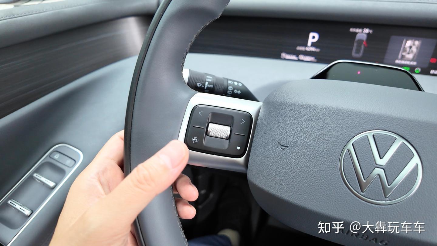 重庆试驾ID. ERA 9X尝鲜MomentaR7世界模型