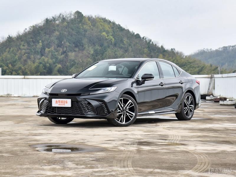 88万起 新款丰田亚洲龙上市 新增2.0l混动 配8155芯片