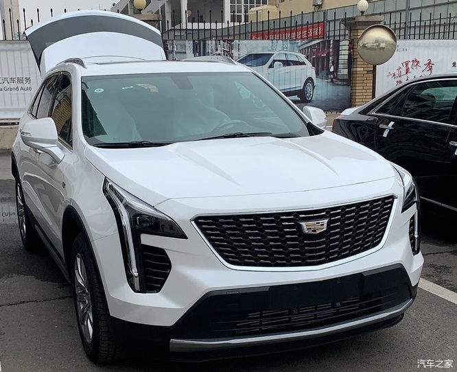 到店实拍2020款凯迪拉克xt4轴距2779mm配20t9at