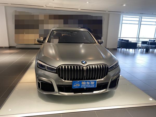 200万买辆宝马7系验车现场差点儿翻车吓得魂儿都出来了