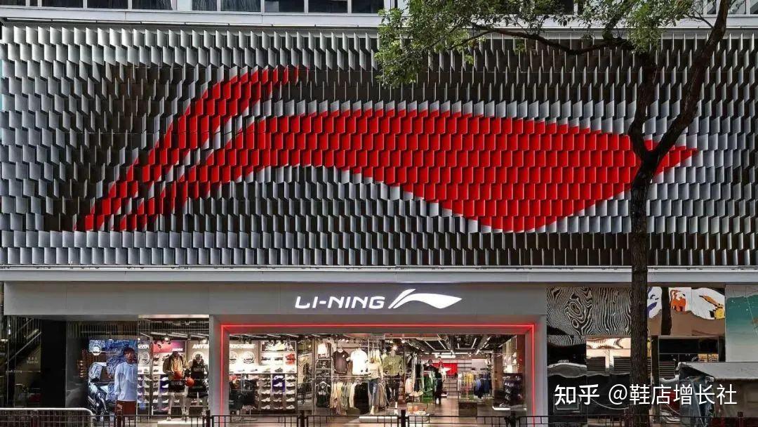 耐克辟谣杭州回应禁止直播带货安踏殿堂级门店开业fila火星鞋1小时卖