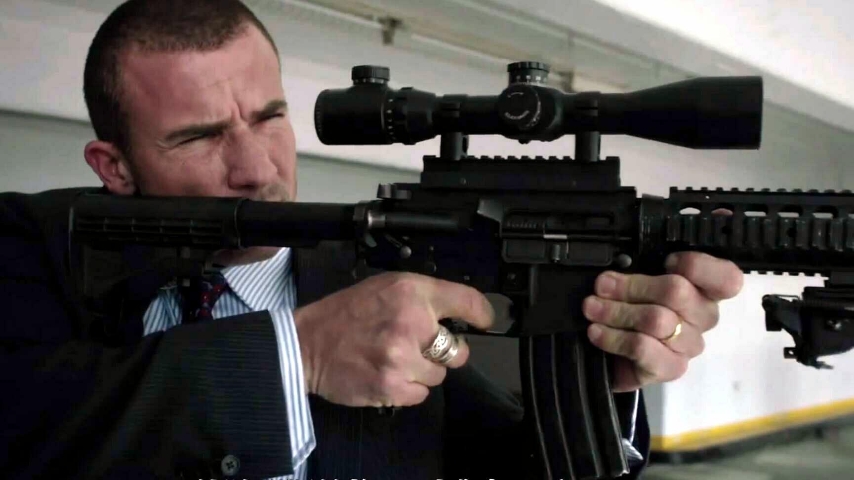 真实事件改编,天才囚犯一把勺子,逃出孤岛监狱,从此人