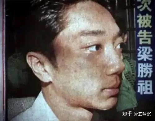 1999年3月17日梁胜祖及梁伟伦按照陈文乐要求,将樊敏仪从葵涌丽瑶邨富