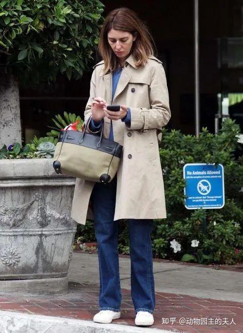 什么样的穿搭看上去像精英知识分子索菲亚科波拉你的穿搭你了解下