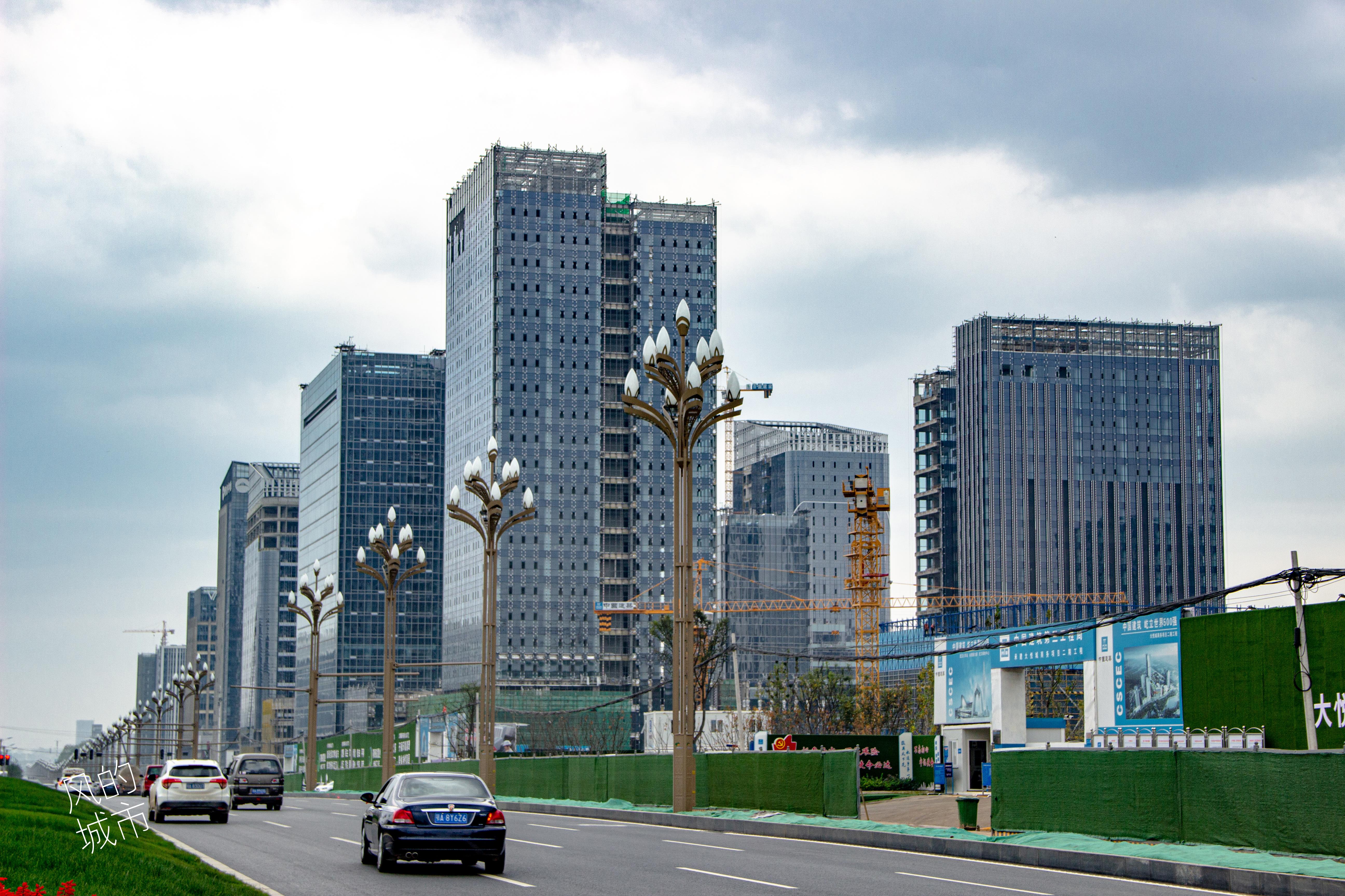 等待腾飞的光谷东