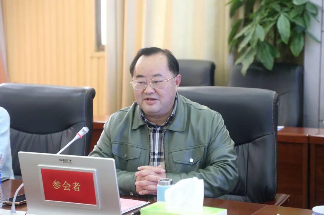 南昌理工学院召开2023年晋升高级职称教师座谈会