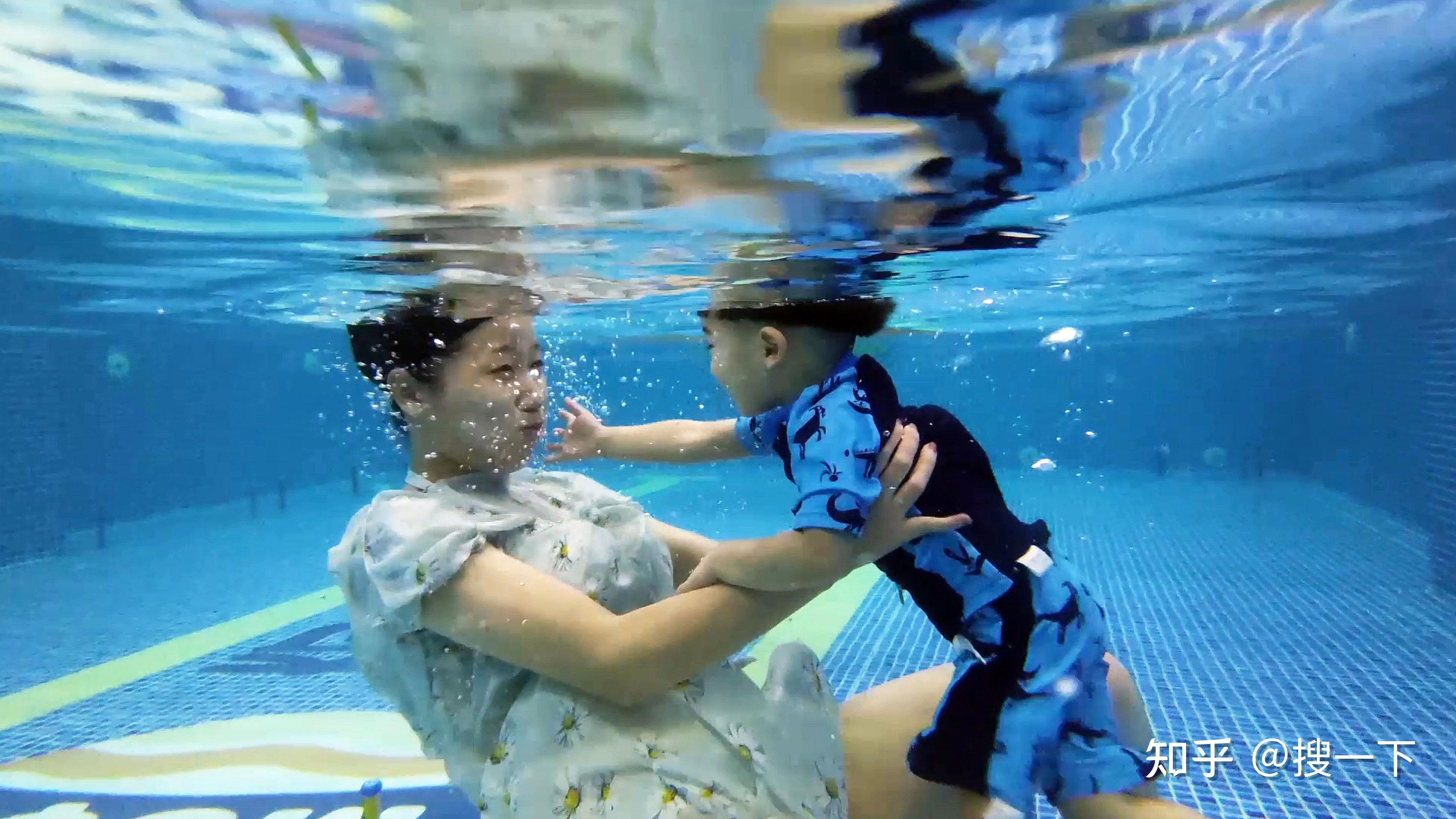 亲子游泳