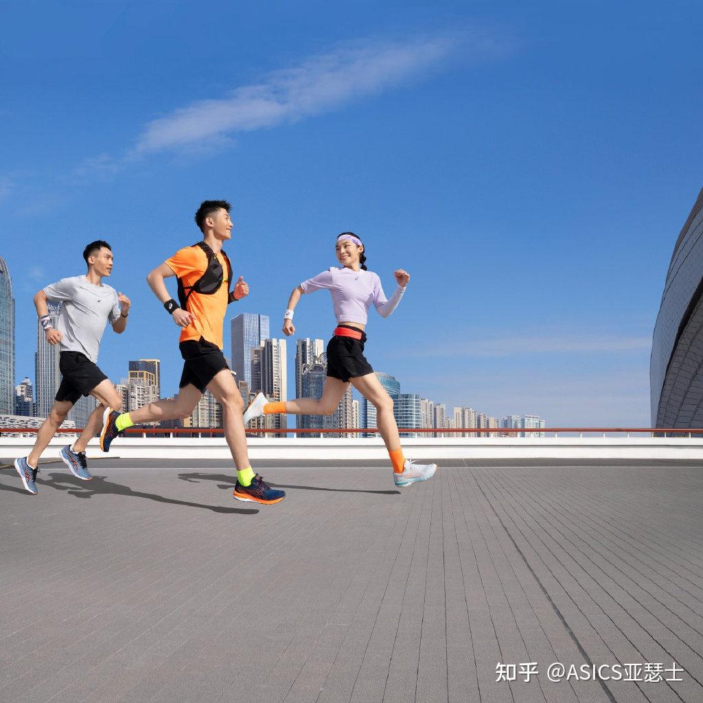 决胜十公里:进阶跑者和初次挑战者应该如何选择装备 - 知乎
