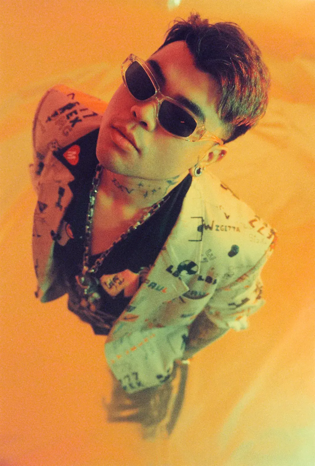 knowknow新专辑豆瓣评分不足4分我必须得出来说两句了