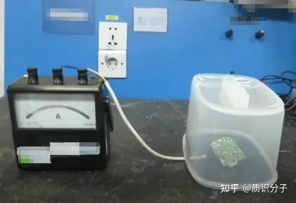 模拟短路试验时,电子元件没有火焰但有亮光,是否合格?