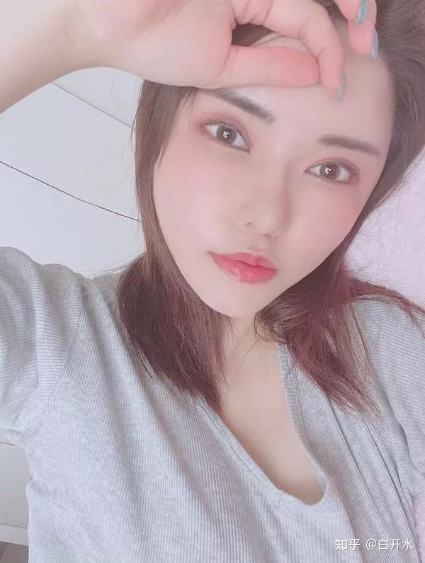 冲田杏梨生活照，生娃以后的复出更大了 - 知乎
