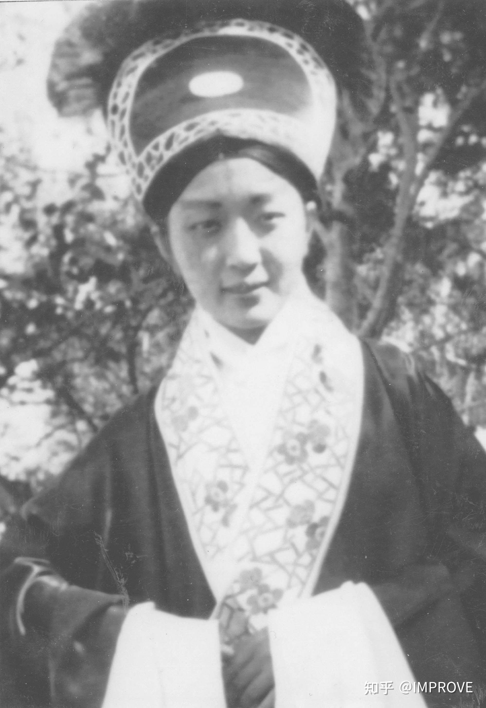 一生爱好是天然-张充和 - 知乎