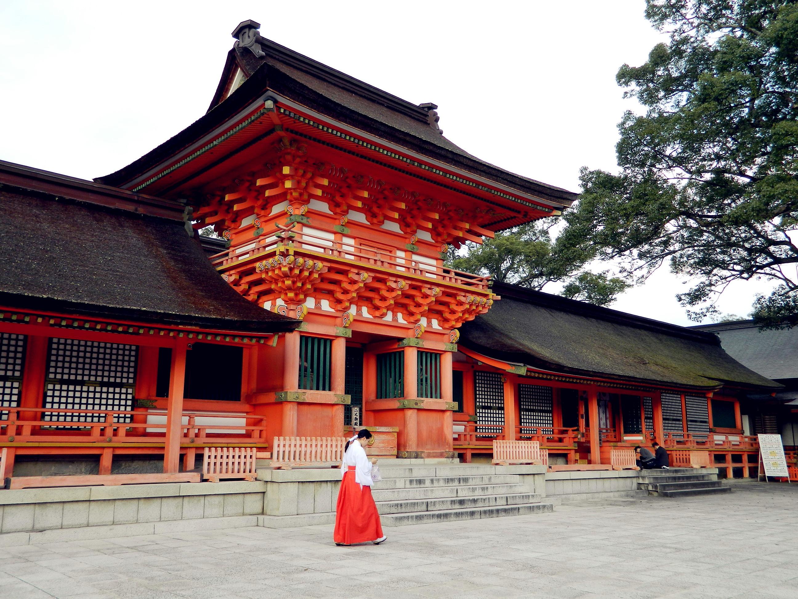 石清水八幡宫位于京都,鹤冈八幡