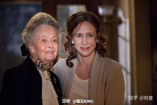 在电影里,神父和艾伦夫妇作为驱魔人的存在,所面对的敌人是从来不以