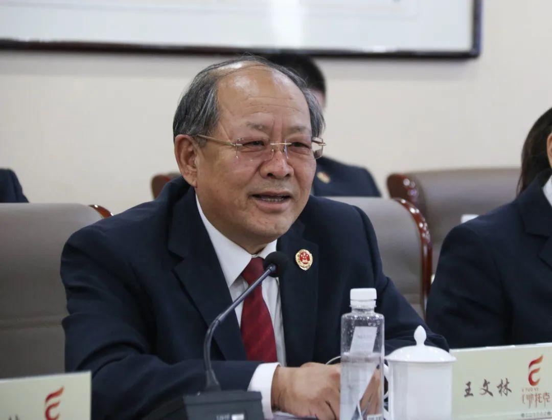 黄河流域七盟市检察机关分管公益诉讼的院领导分别作评议发言,大家