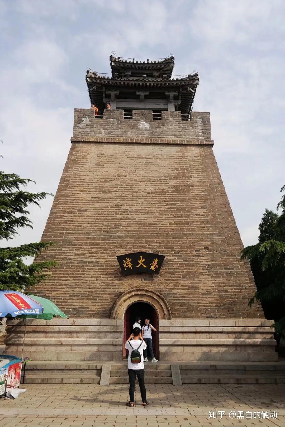 公元前771年,镐京被犬戎攻破,周幽王被杀,西周灭亡,第二年,周平王东迁