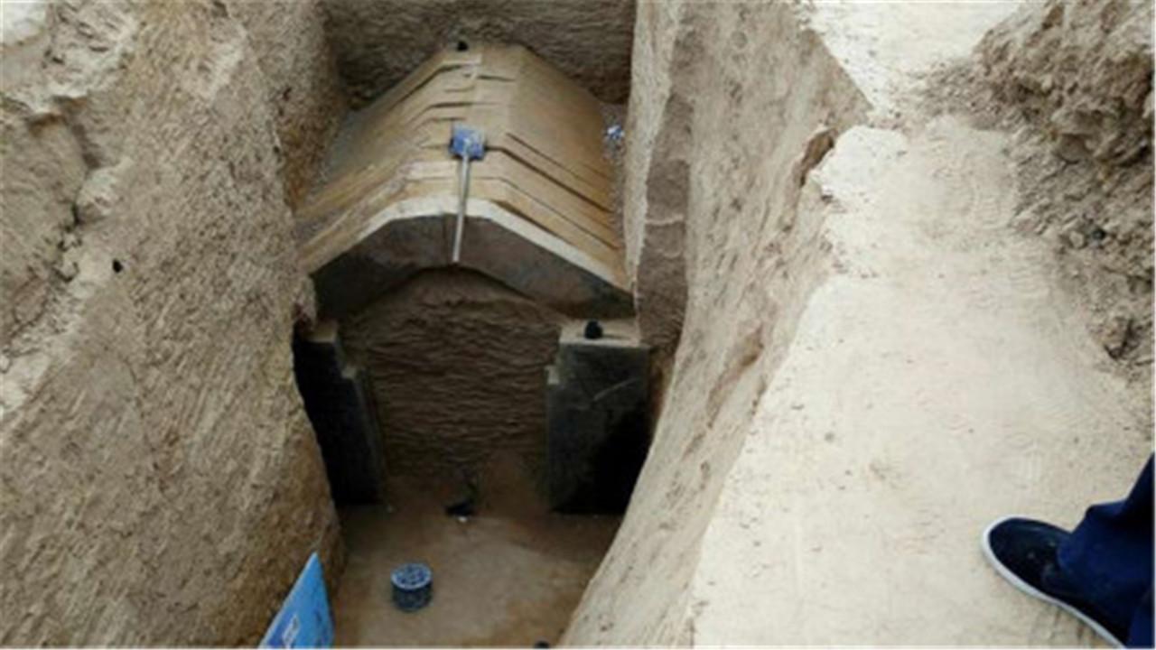 河北挖掘果郡王墓墓葬中场景残破不堪专家把地宫封了吧