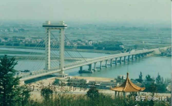 1987年6月,西樵大桥竣工通车.