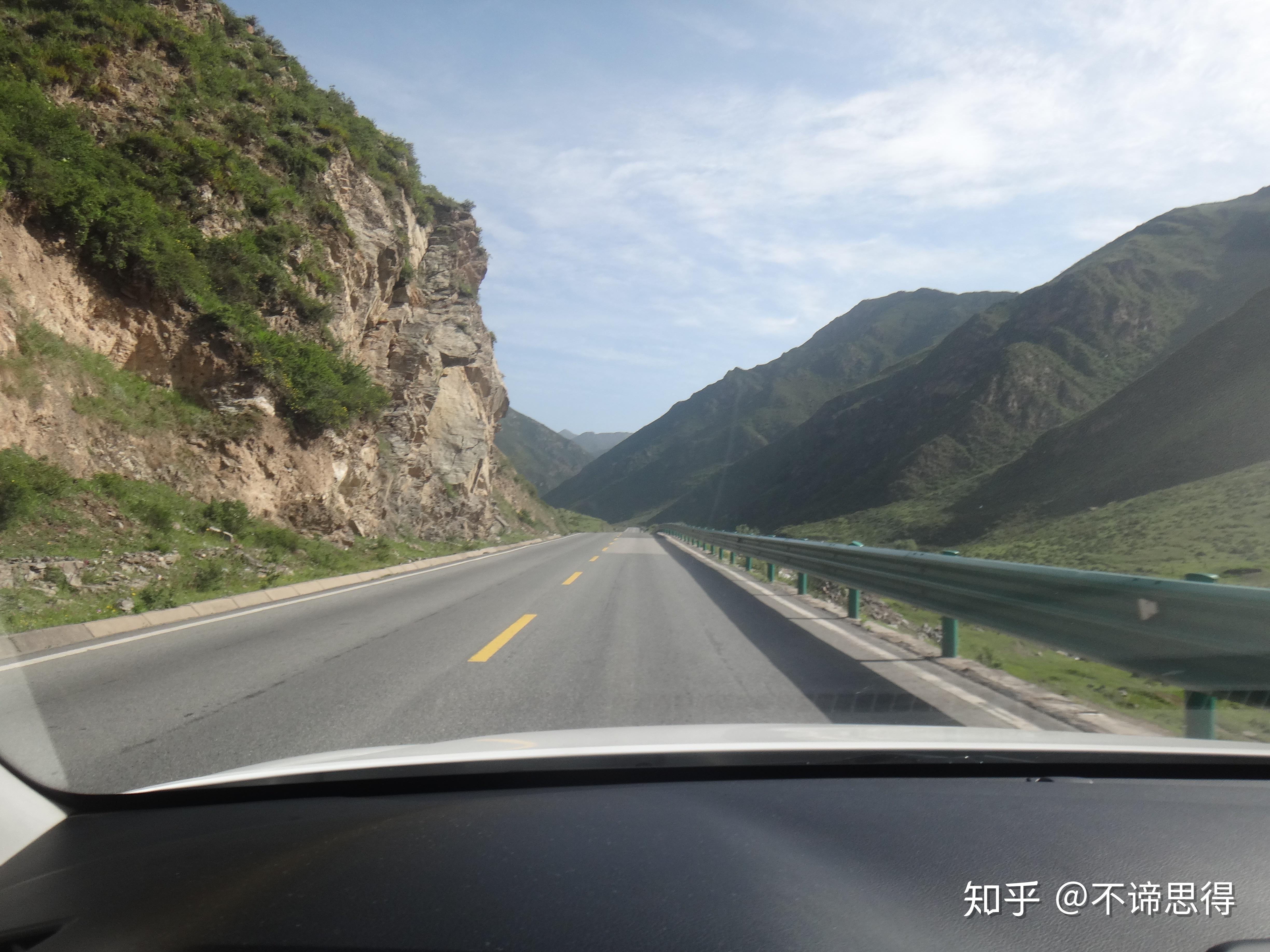 国道g227上风景优美,心情愉悦第二天,7月5日7:00正式启程了,第一天的