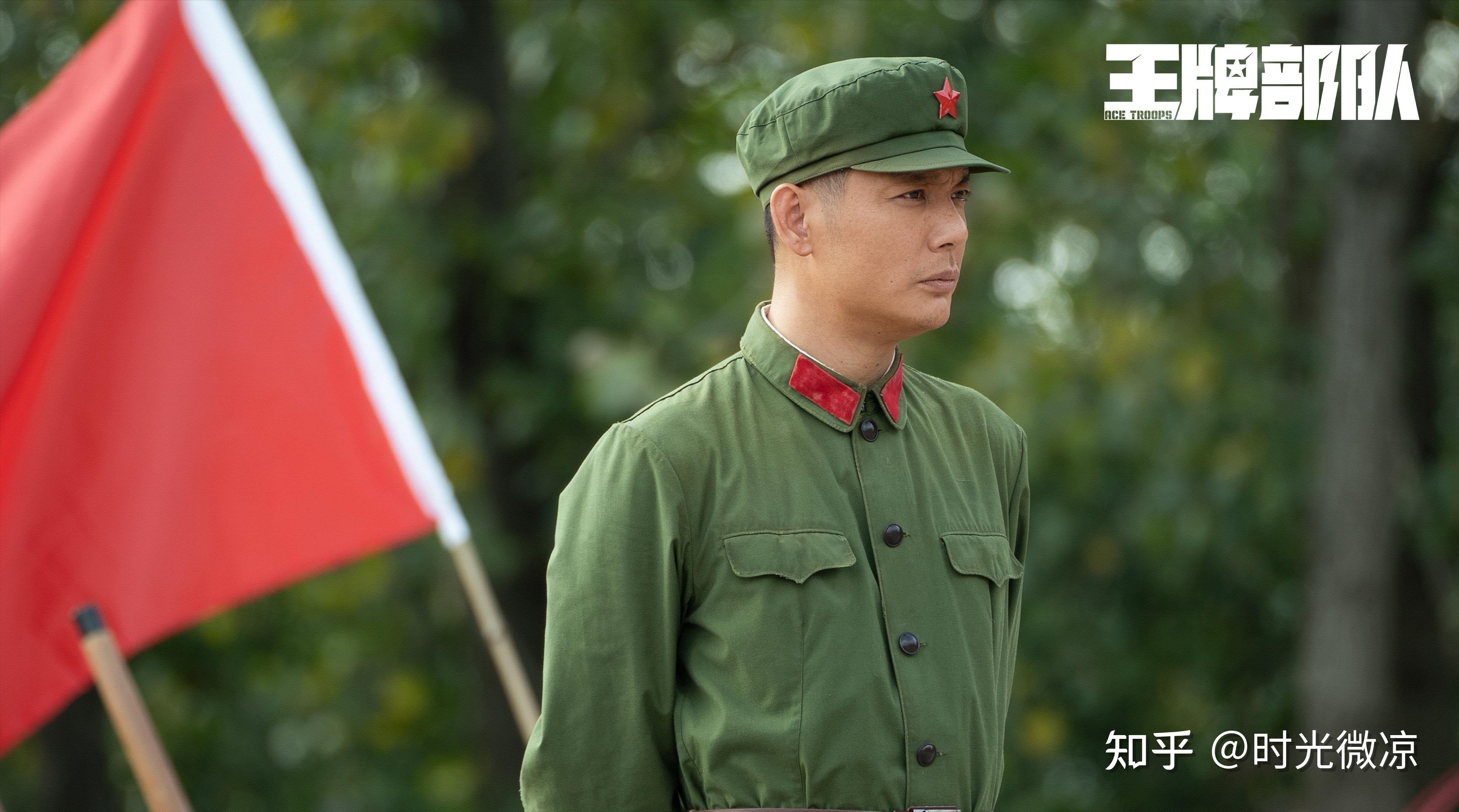 去瞅了一眼演员表,好些都是熟面孔,算是特种兵系列的固定演员.