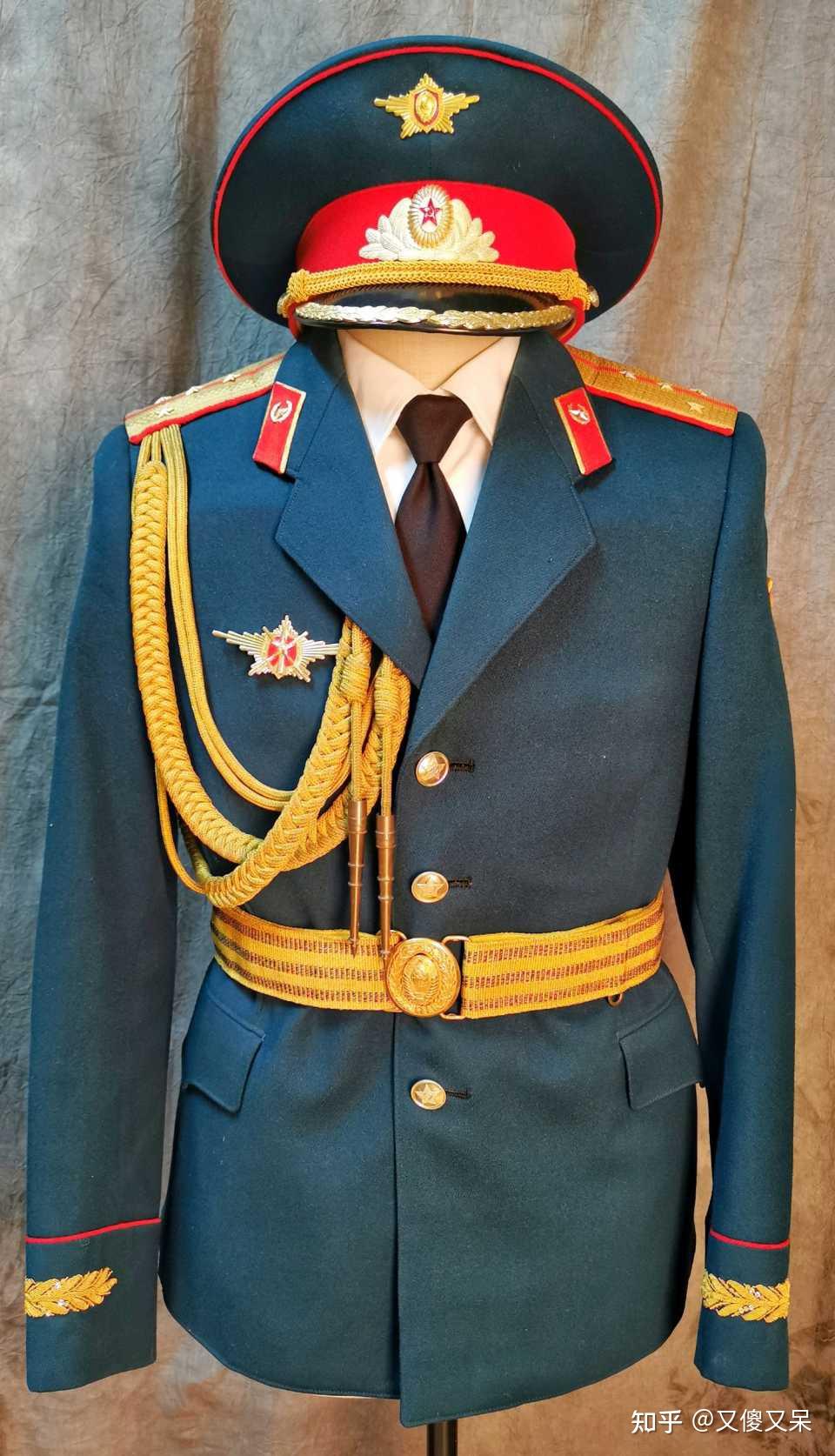 苏联内务部军服图片