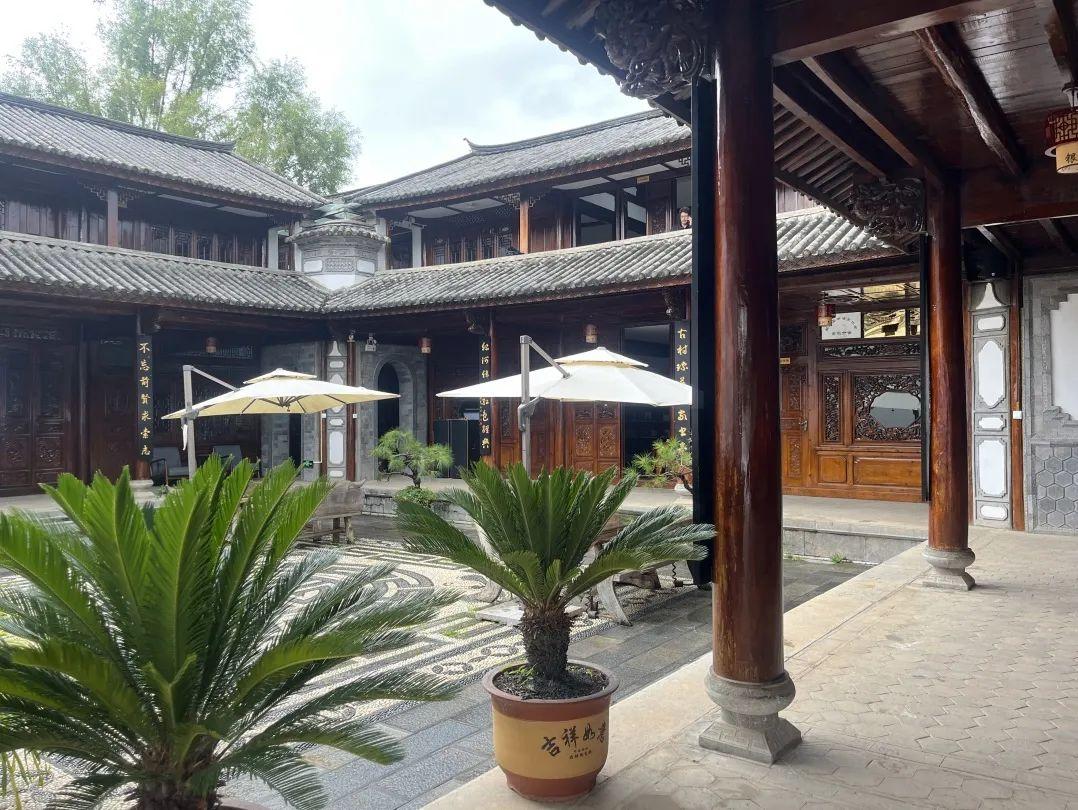 大理风物鹤庆传统白族民居