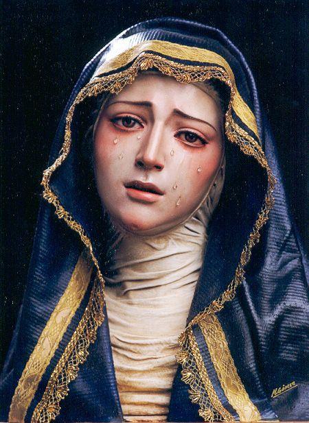 今天只是放一些图而已.塞维利亚的哭泣圣母和耶稣基督.