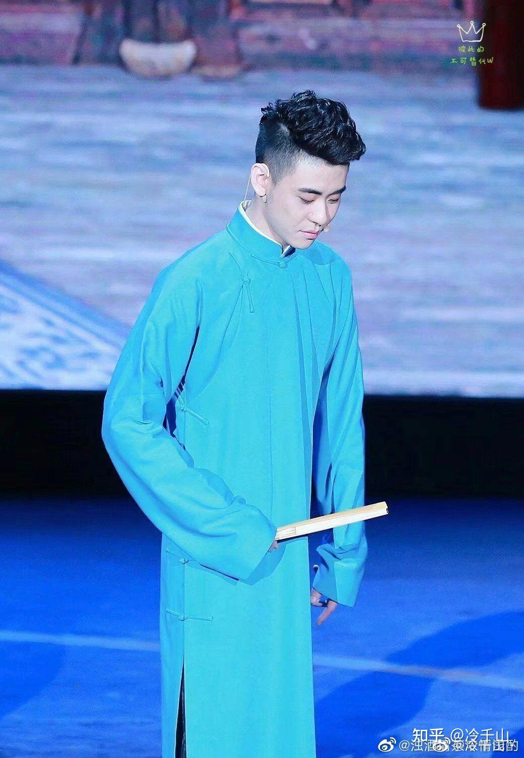 看似寻常最奇崛