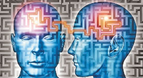 和现实需要,无力无助,爱幻想,易轻信,这类人群更容易被煽动,被催眠