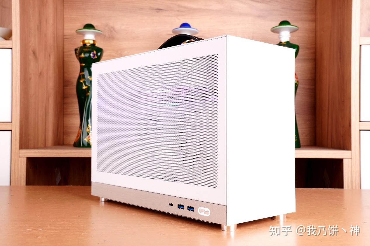 12.4L的ITX机箱装240水冷，能盖上就算赢，闪鳞S450 ITX机箱评测 - 知乎