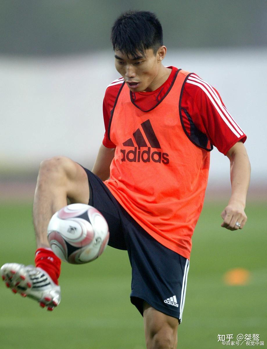 周宁的怒怼让郑智有些反思如果他一直不重视球迷那么球迷最终也不会