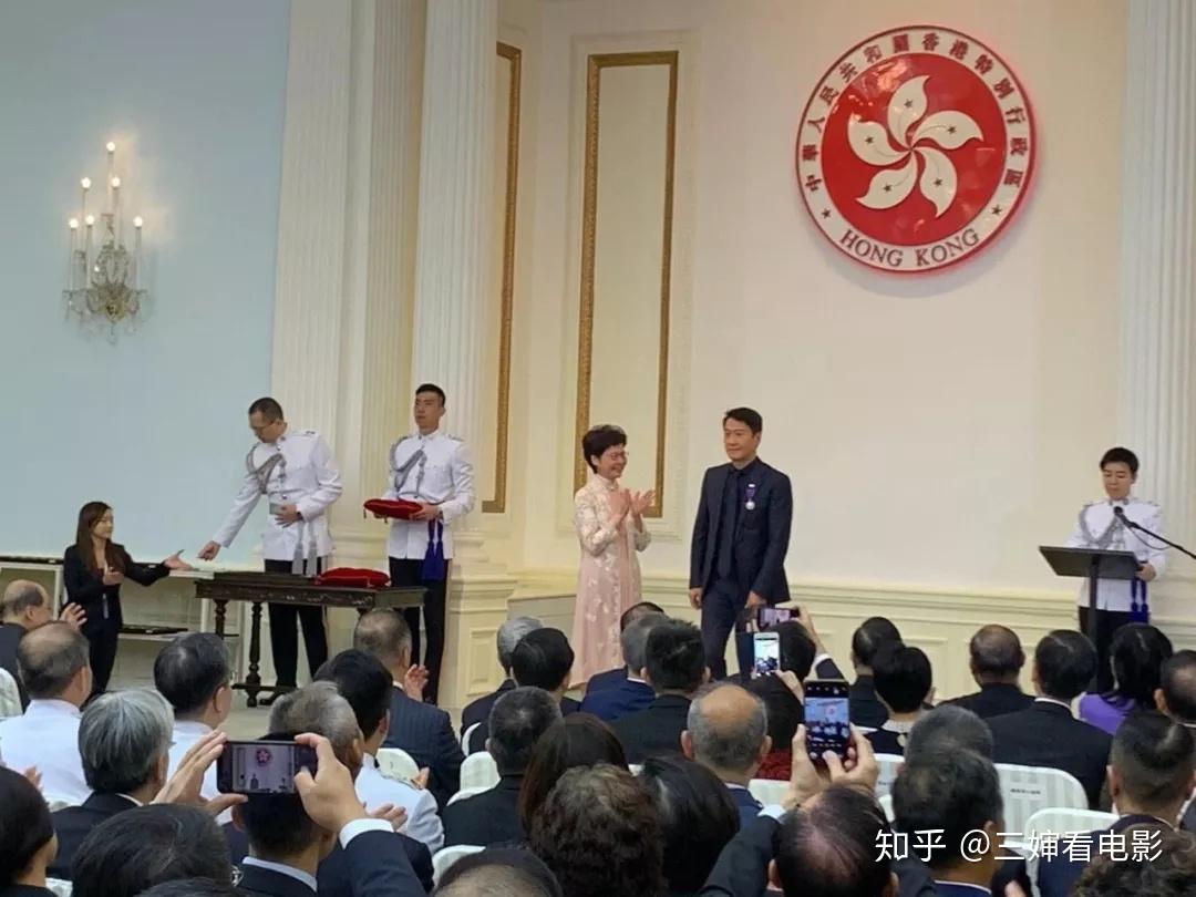 香港娱乐圈轶事之：1999年，黎明与他事先张扬的“自杀”案- 知乎